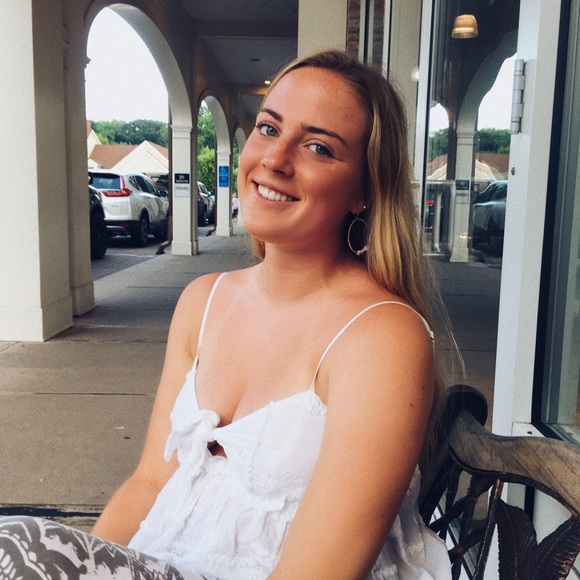 Meet your Posher, Kaitlyn - Picture 1 of 1